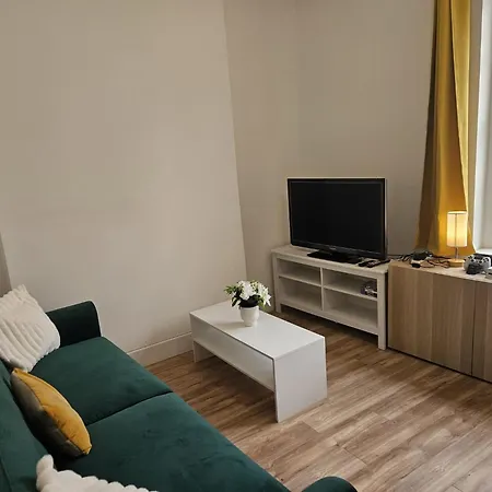 Apartament Modern -sleeps 6 - Parking *
