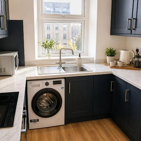 Modern -sleeps 6 - Parking *